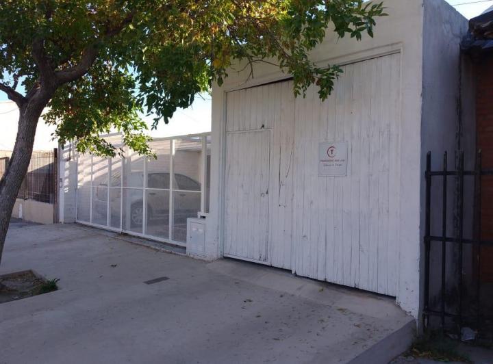 Casa · 130m² · 6 Ambientes · 1 Cochera