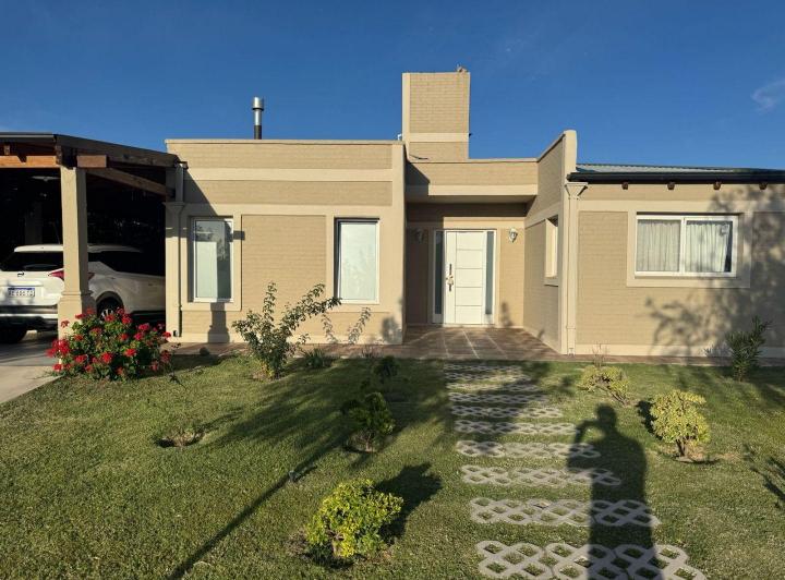 Casa · 154m² · 3 Ambientes · 1 Cochera