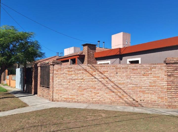 Casa · 120m² · 7 Ambientes · 1 Cochera