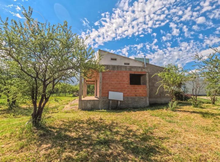 Casa · 77m² · 4 Ambientes