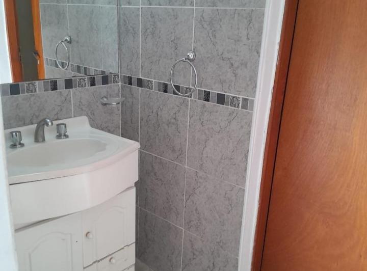 Casa · 240m² · 3 Ambientes · 1 Cochera