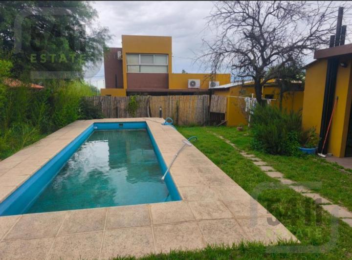 Casa · 84m² · 4 Ambientes · 1 Cochera