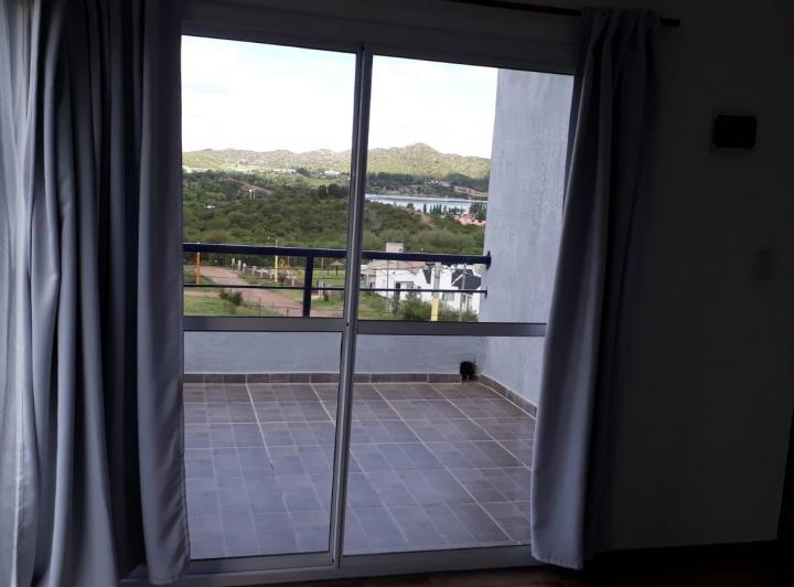 Casa · 873m² · 4 Ambientes · 1 Cochera