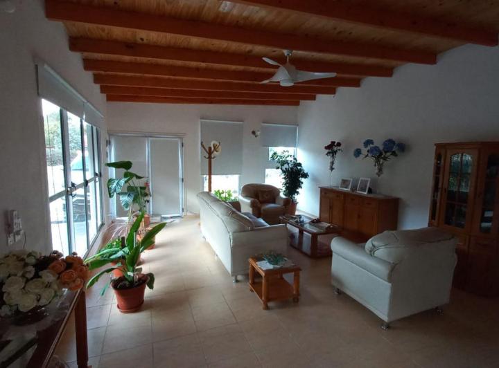 Casa · 150m² · 3 Ambientes · 3 Cocheras