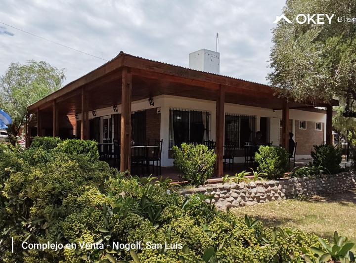 Casa · 282m² · 7 Ambientes · 2 Cocheras