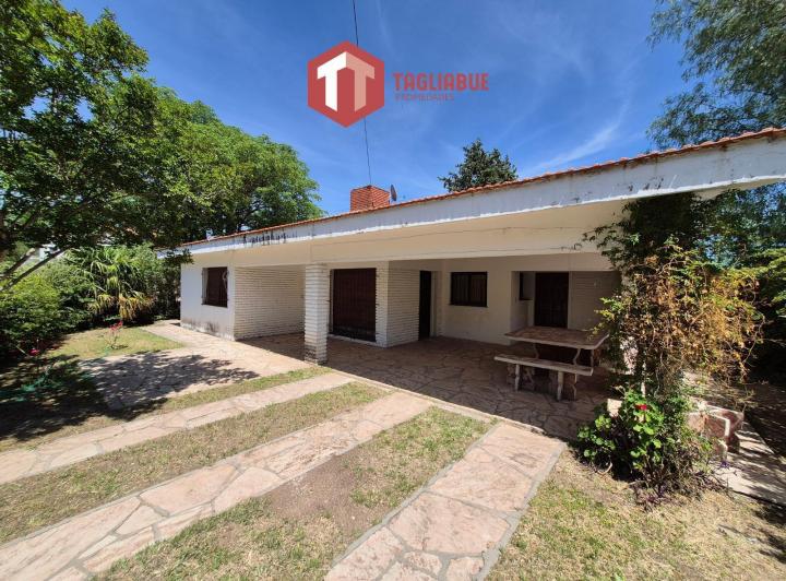 Casa · 100m² · 3 Ambientes · 1 Cochera