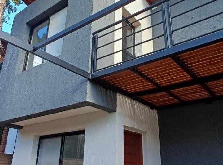 Casa · 79m² · 3 Ambientes · 1 Cochera