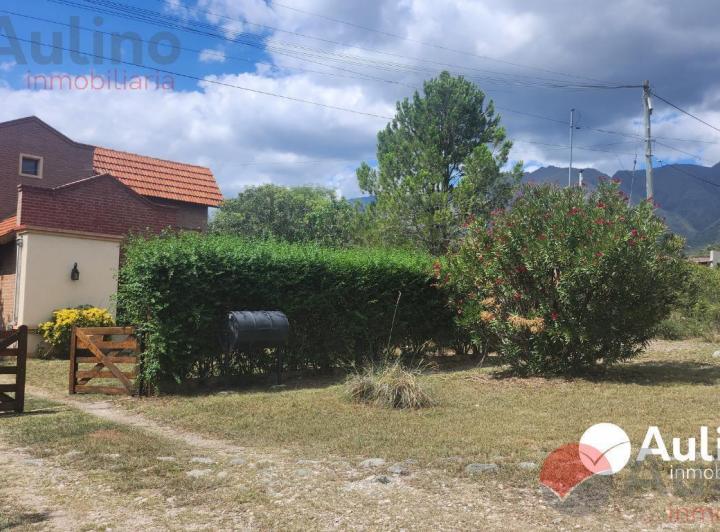 Casa · 675m² · 4 Ambientes · 1 Cochera