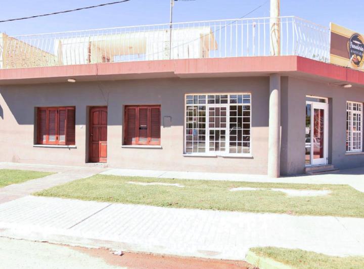 Local comercial · 321m²