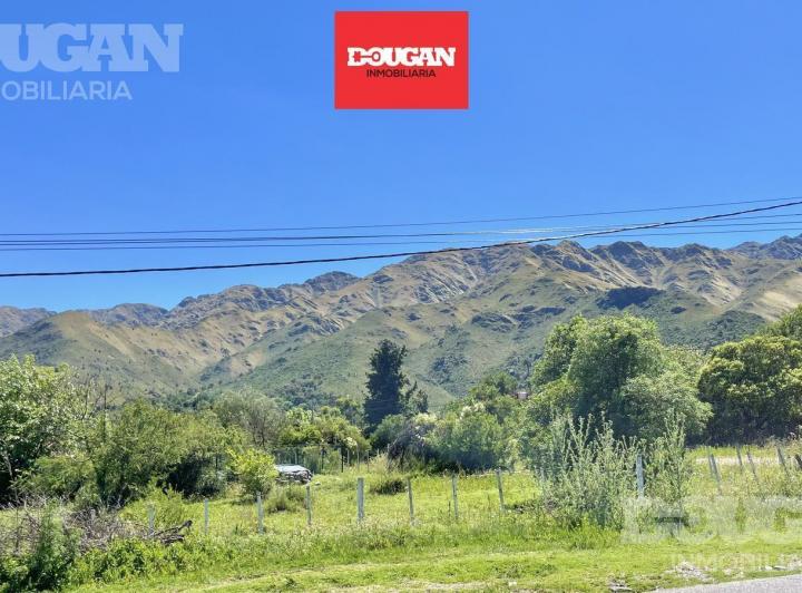 Terreno · 933m²
