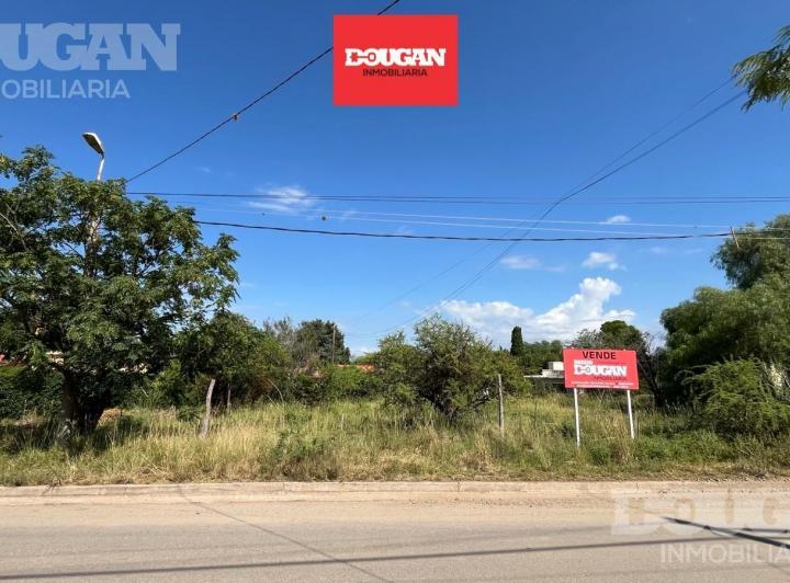 Terreno · 840m²