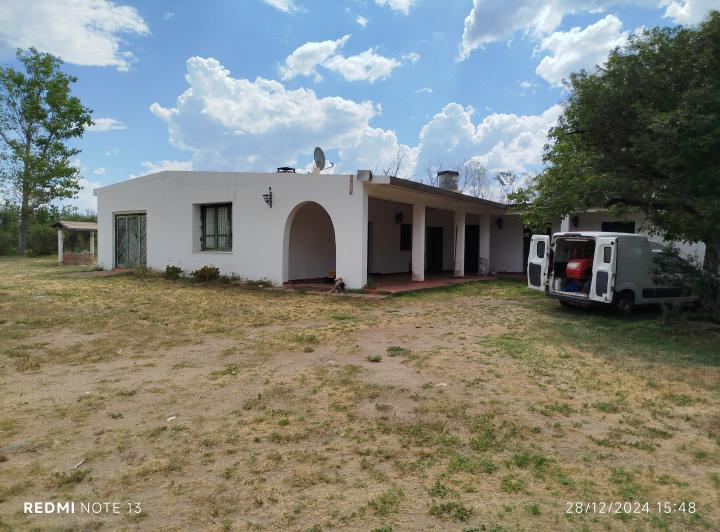 Quinta vacacional · 80m² · 3 Dormitorios · 1 Cochera