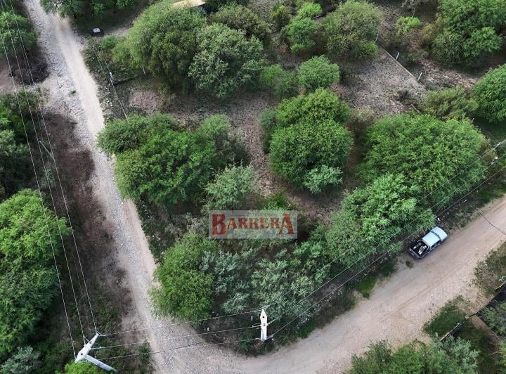 Terreno · 1627m²