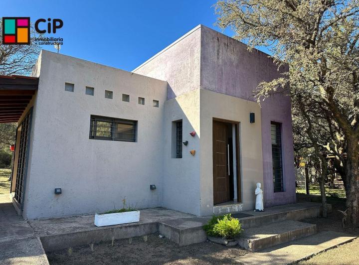 Casa · 100m² · 3 Ambientes · 1 Cochera