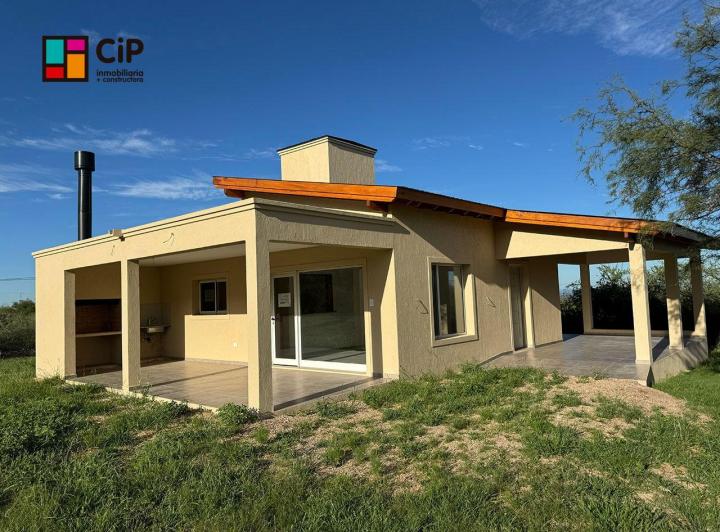 Casa · 142m² · 4 Ambientes · 1 Cochera