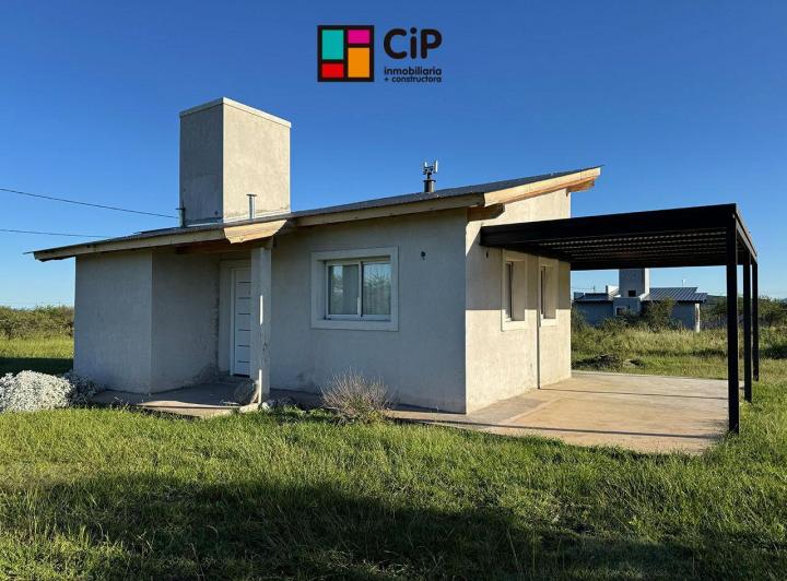 Casa · 75m² · 2 Ambientes · 1 Cochera