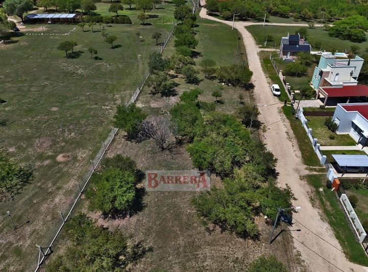 Terreno · 642m²