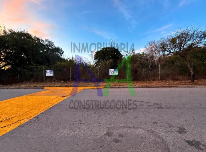 Terreno · 800m²