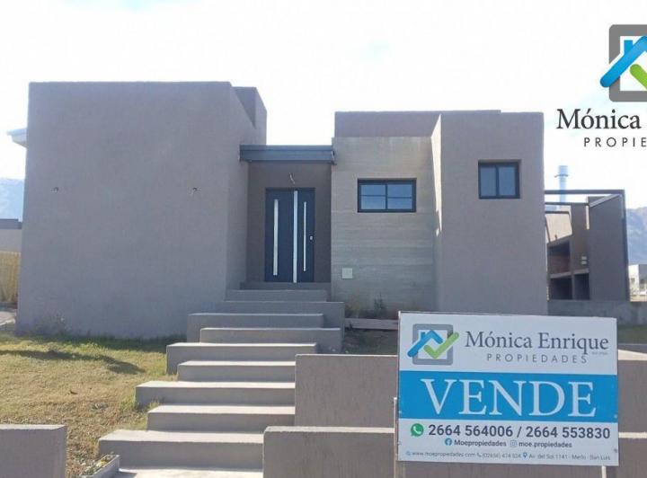 Casa · 82m² · 3 Ambientes · 1 Cochera