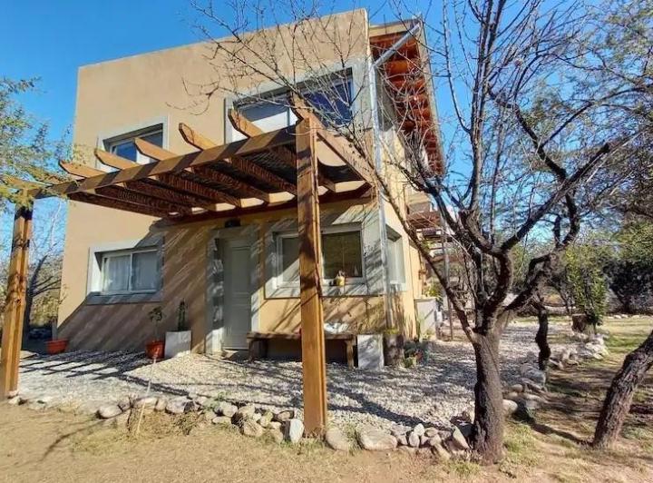 Casa · 166m² · 7 Ambientes · 1 Cochera