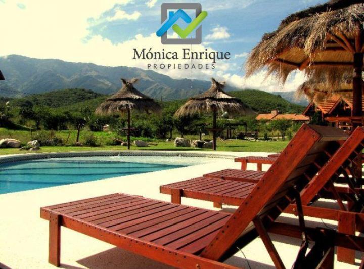 Hotel · 280m² · 18 Ambientes · 6 Cocheras
