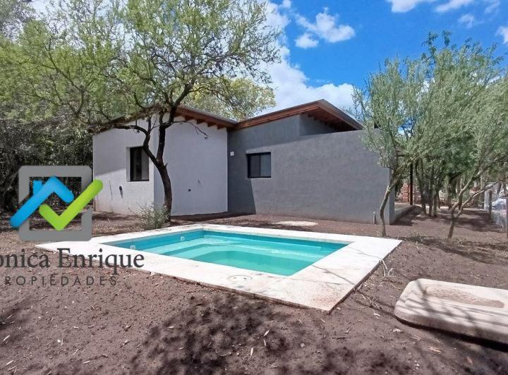 Casa · 74m² · 4 Ambientes · 1 Cochera