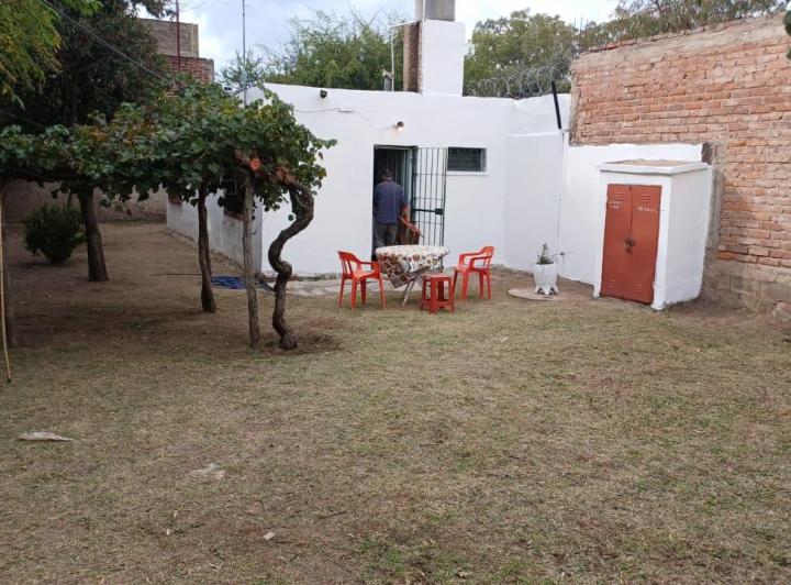 Casa · 40m² · 3 Ambientes · 2 Cocheras