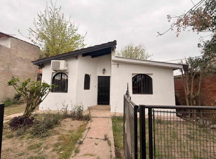 Casa · 80m² · 3 Ambientes · 1 Cochera