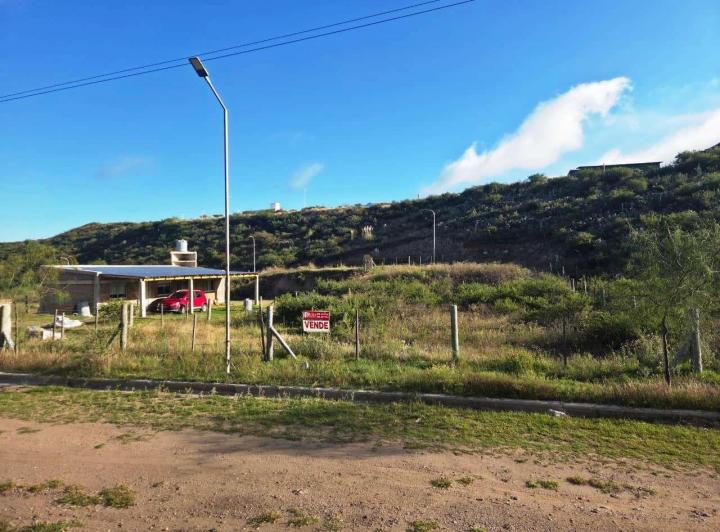 Terreno · 837m²