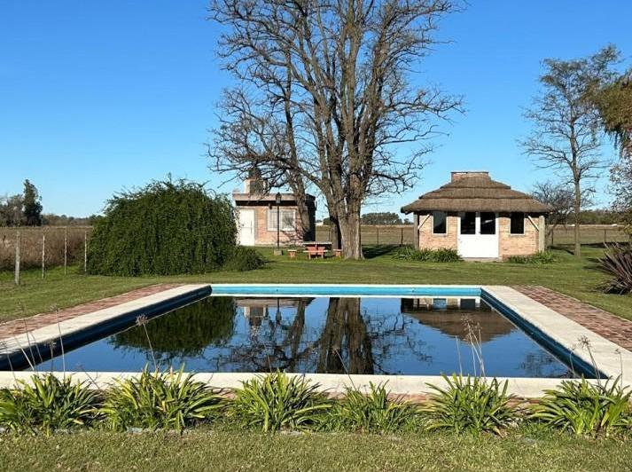 Quinta vacacional · 300m² · 3 Ambientes · 2 Cocheras