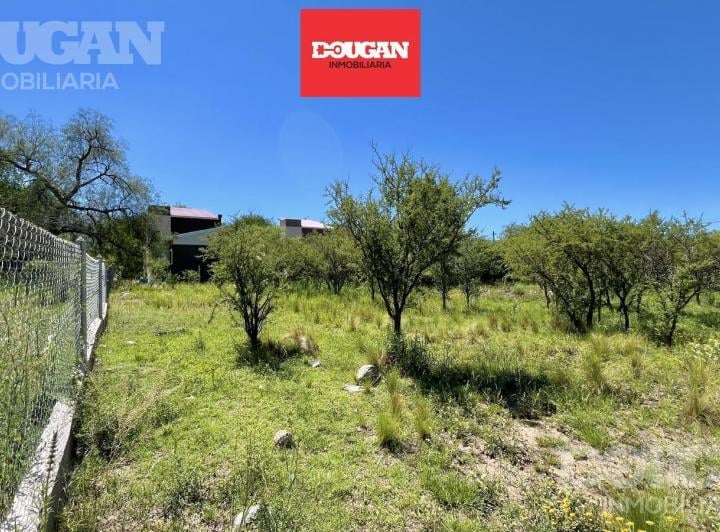 Terreno · 600m²