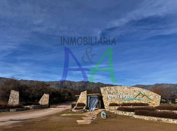Terreno · 1067m²