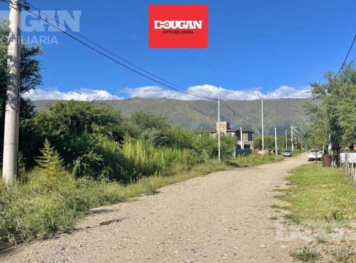 Terreno · 600m²
