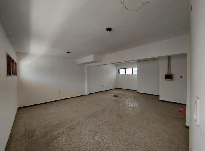 Local comercial · 65m²