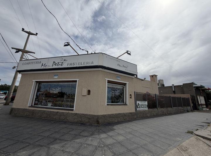 Local comercial · 300m²