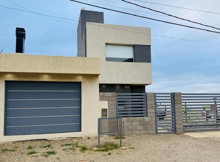 Casa · 135m² · 3 Ambientes