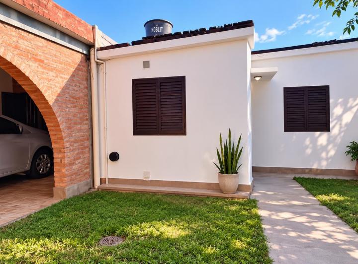 Casa · 1m² · 3 Dormitorios · 1 Cochera