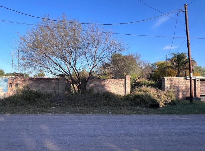 Terreno · 711m²