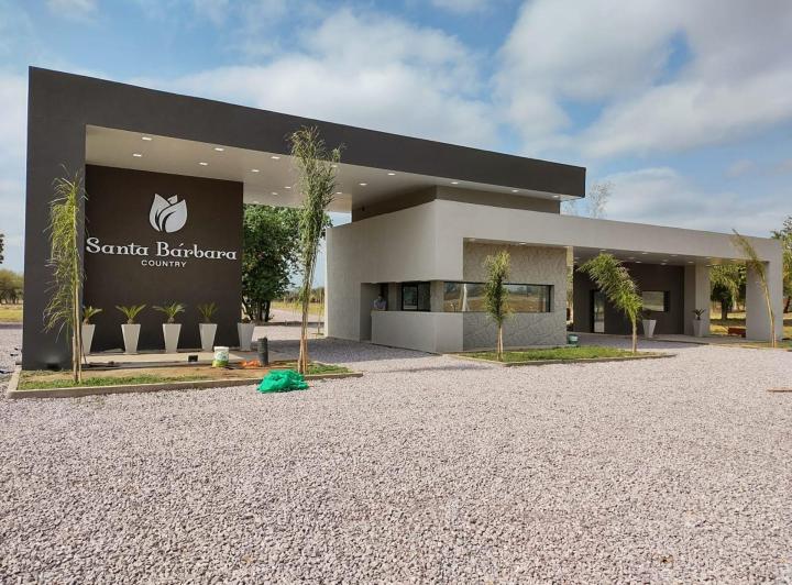 Terreno · 2153m²
