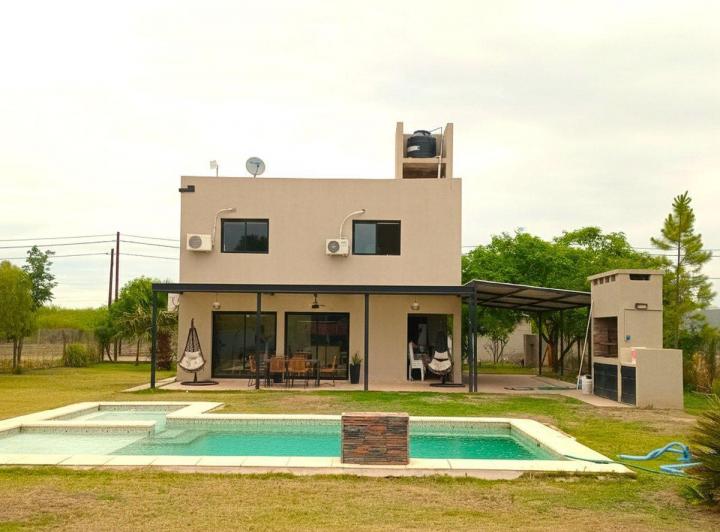 Casa · 110m² · 4 Ambientes · 1 Cochera