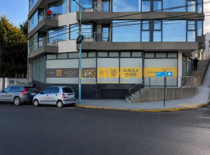 Local comercial · 930m²