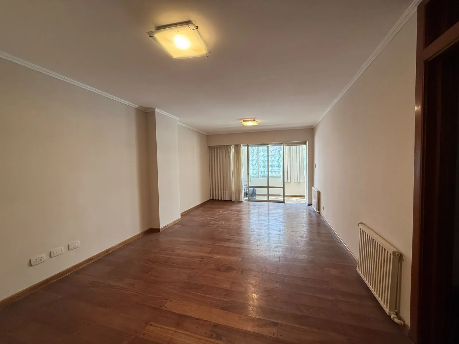 ALQUILER- SEMIPISO 2 DORMITORIOS CON COCHERA- NUEVA CÓRDOBA