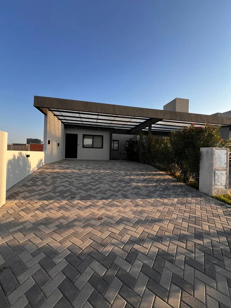 ETAPA 4 - DUPLEX 2 DORMITORIOS EN ALQUILER - DE CATEGORIA