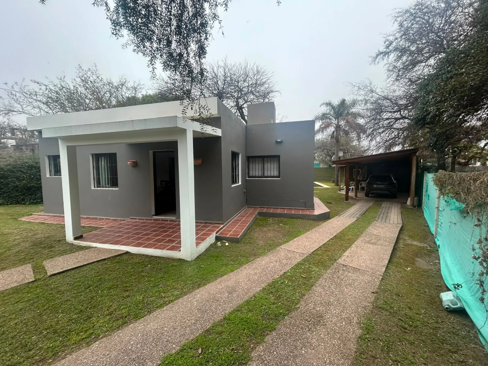 CASA VILLA  ALLENDE GOLF CORDOBA 2/3 DORMI PILETA PATIO QUINCHO COCHERA VENTA