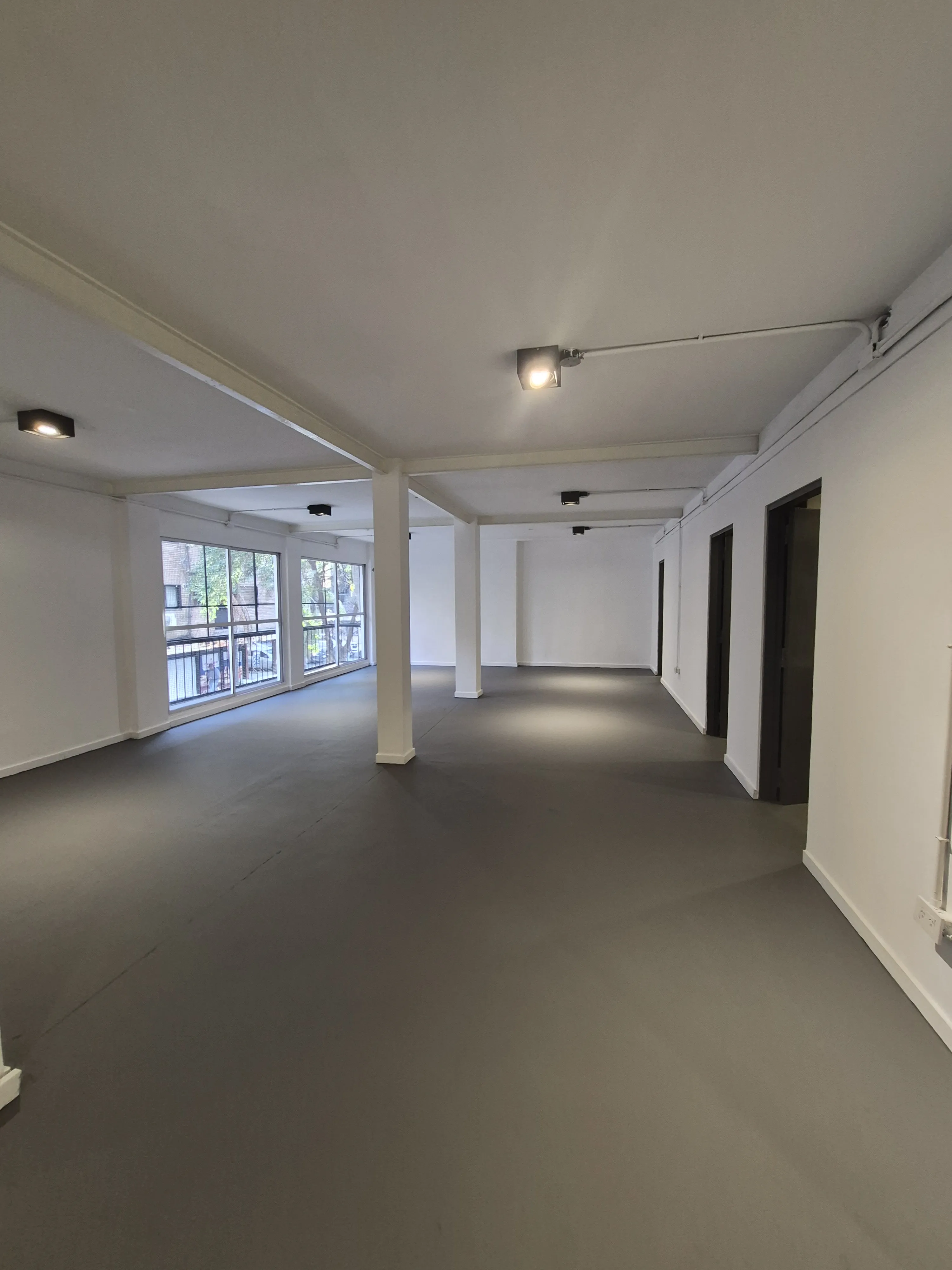 * Local Comercial en Nueva Córdoba * 130mts
