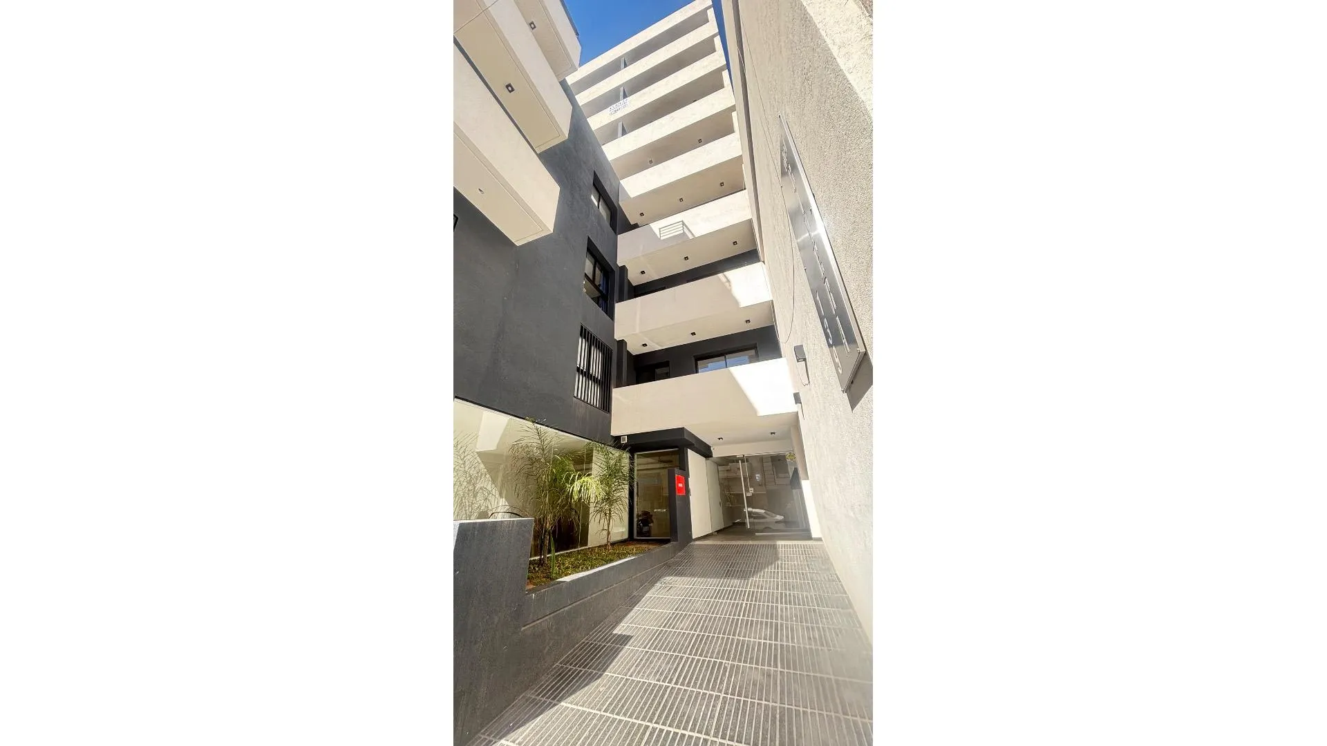 2 Balcones - 2 Baños - 1 Dorm. - Fructuoso Rivera 139