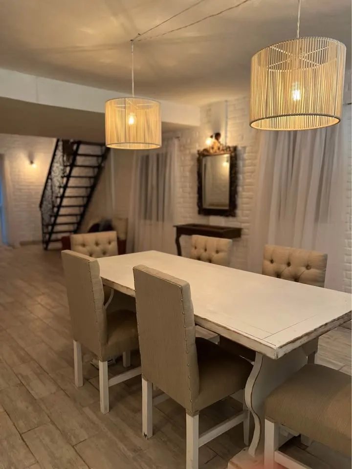 ALQUILO ANUAL CASA AMOBLADA CON PILETA DE USO EXCLUSIVO A 10 MINUTOS DE VILLA CARLOS PAZ