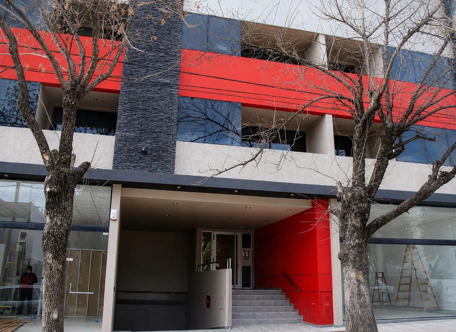 ALQUILO DPTO 2 DORM y COCHERA - VILLA CARLOS PAZ