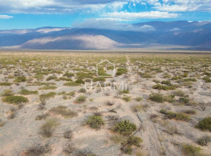 Terreno · 520000m²