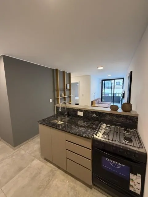 VENTA DEPARTAMENTO EN BARRIO CENTRO  UN DOMITORIO CON BALCON